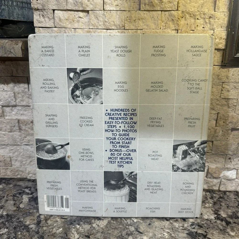 Vintage 1978 Better Homes‎ & Gardens Complete Step-By-Step Cook Book Food Bread